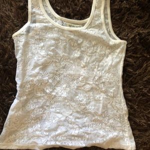 White laced tank top size XL. runs small